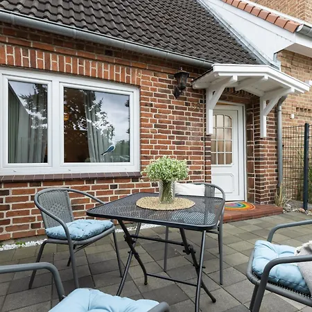 Deich-ferienhaus 65 Qm Koenigsberger Allee 38 Apparto Groemitz
